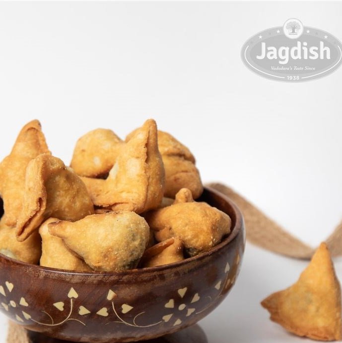 Shop Jagdish Farshan Dry Samosa 300 gms online at best prices on The State Plate